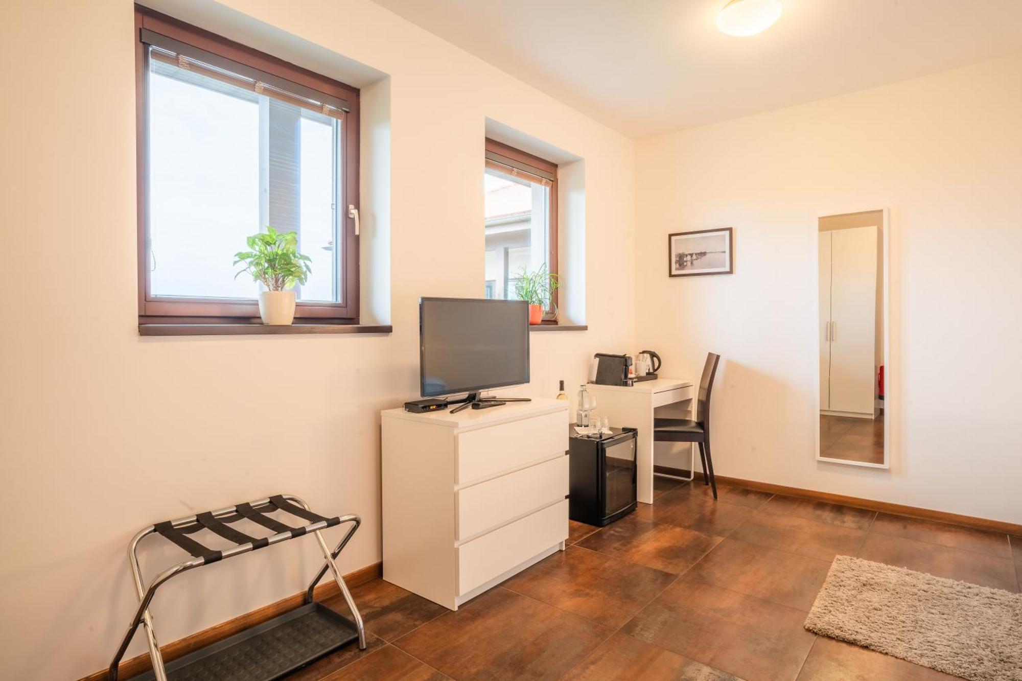 Rooms & Restaurace Na Jitrach Semice Luaran gambar