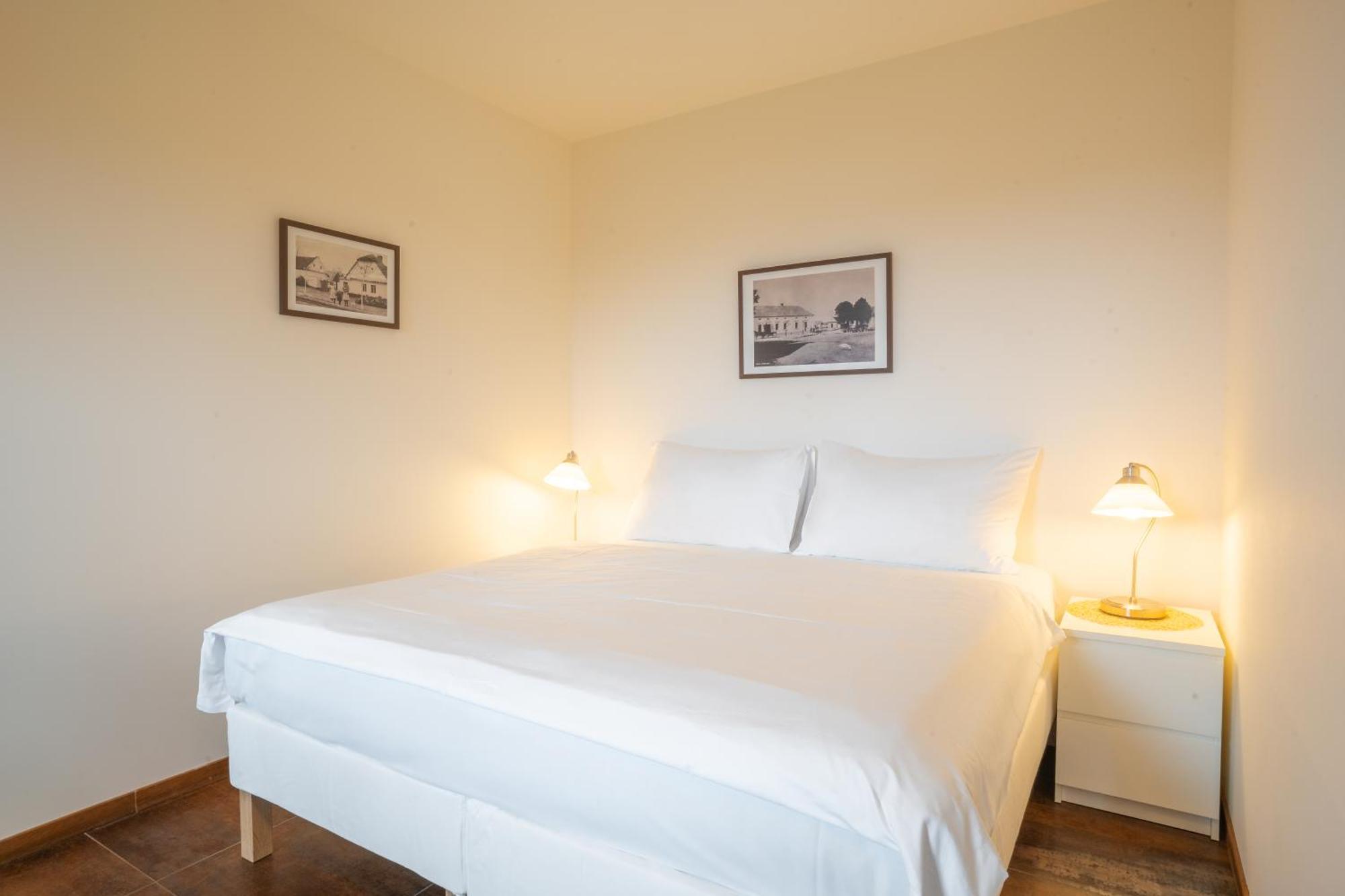 Rooms & Restaurace Na Jitrach Semice Luaran gambar